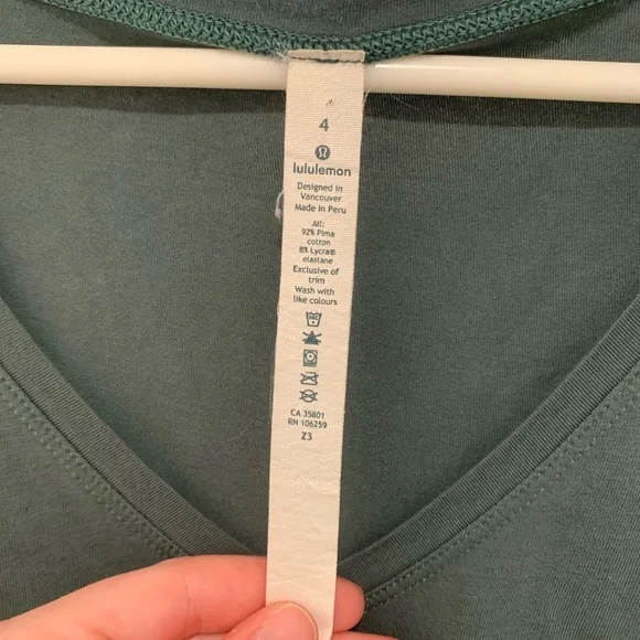 Lululemon | Knot gonna fly t shirt hunter green size 4 - Picture 6 of 6